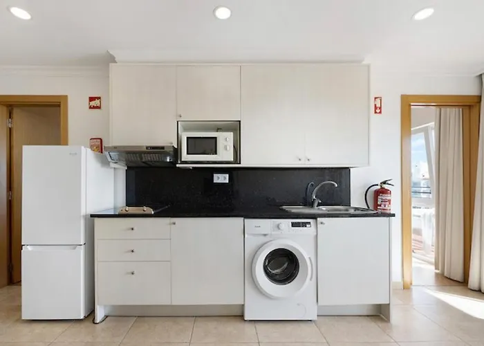 Apartamento Cozy With Seaview 300m From Vau