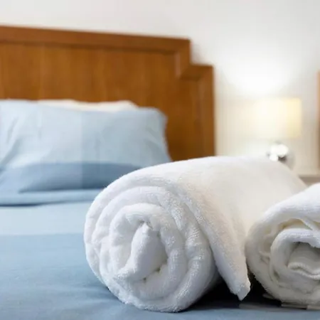 Cozy With Seaview 300m From Vau Lägenhet