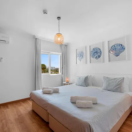 Cozy With Seaview 300m From Vau 波尔蒂芒
