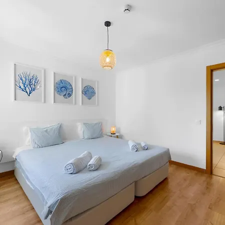 公寓 Cozy With Seaview 300m From Vau