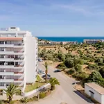 Cozy With Seaview 300m From Vau Appartamento Portimão