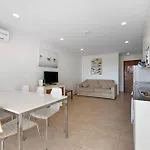Appartamento Cozy With Seaview 300m From Vau