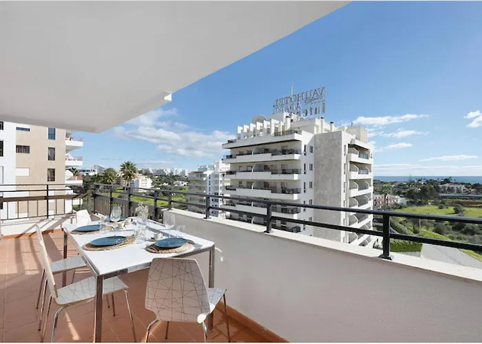 Cozy With Seaview 300m From Vau * Portimão